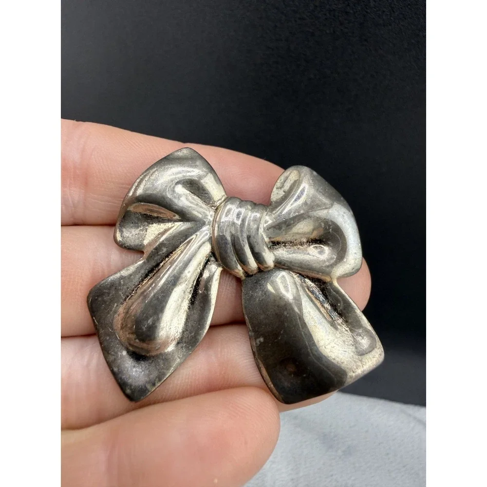 Vintage Silver Tone Bow Brooch Clip On Earrings Set‎